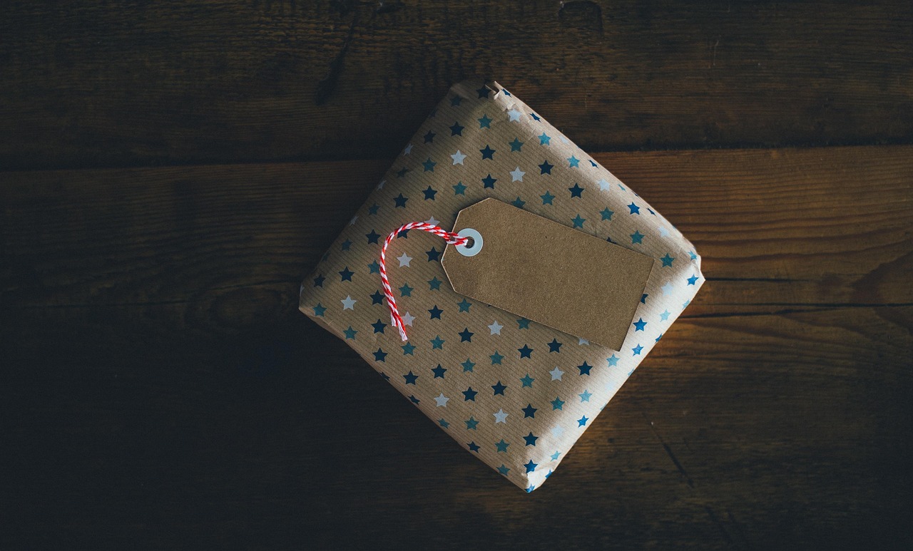 card, gift, gift wrap, tag, wrapping paper, present, birthday gift, birthday present, gift tag, gift card, gift, gift, gift, gift, gift, present, gift card